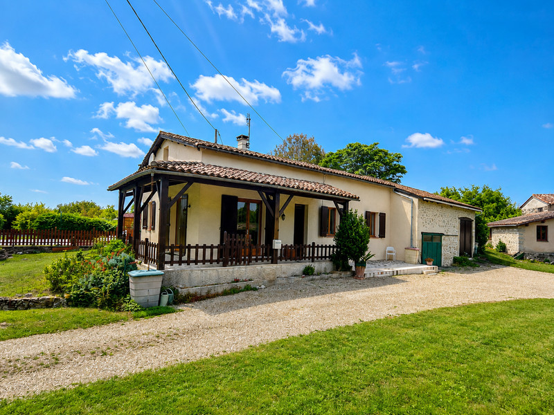 French property for sale in Sérignac-Péboudou, Lot-et-Garonne - €264,000 - photo 0