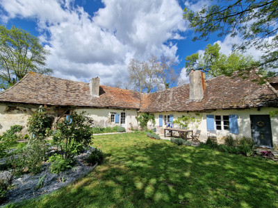 Maison à vendre à Saint-Martial-d'Artenset, Dordogne, Aquitaine, avec Leggett Immobilier