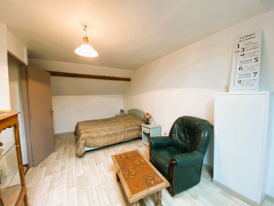 French property for sale in Saint-Maur, Cher - €88,000 - photo 4