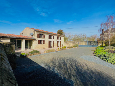 French property for sale in Berrie, Vienne - €179,950 - photo 8
