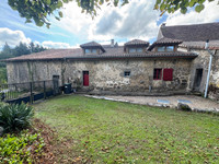 Maison à vendre à Saint-Estèphe, Dordogne - 318.000 € - photo 1