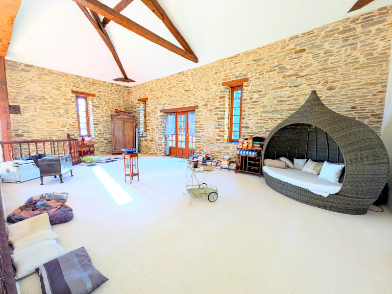 French property for sale in Saint-Yrieix-la-Perche, Haute-Vienne - €399,000 - photo 6