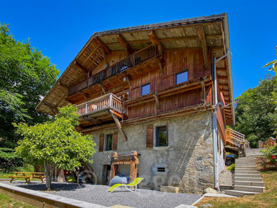 Chalet à vendre à Samoëns, Haute-Savoie, Rhône-Alpes, avec Leggett Immobilier