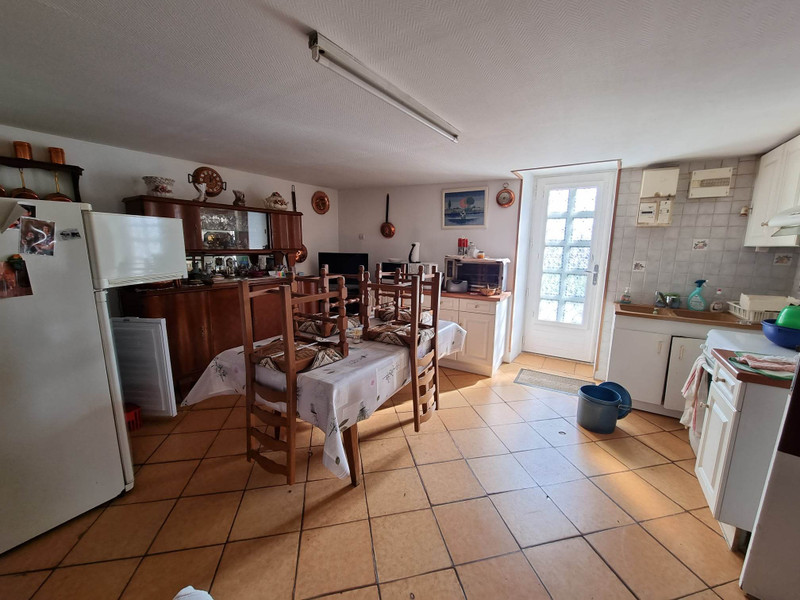 French property for sale in Saint-Pardoux-la-Rivière, Dordogne - €56,000 - photo 2