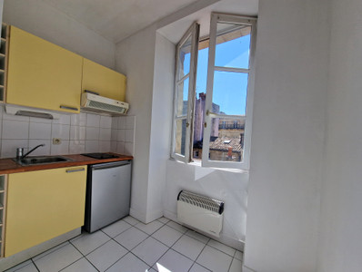 French property for sale in Bordeaux, Gironde - €192,000 - photo 4