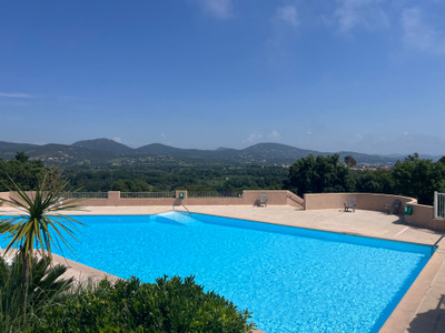 French property for sale in Cogolin, Var - €298,000 - photo 11