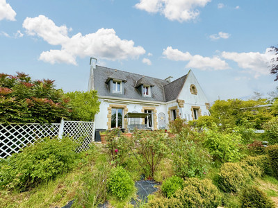 French property for sale in Spézet, Finistère - €283,000 - photo 2