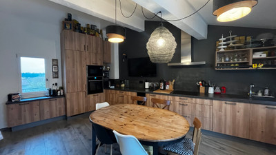 French property for sale in Arles, Bouches-du-Rhône - €483,000 - photo 3