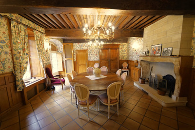 Between Lyon and Grenoble, very beautiful  and  renovated manor house, close to the airports and ski resorts 