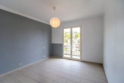 French property for sale in Roquebrune-Cap-Martin, Alpes-Maritimes - €898,000 - photo 8