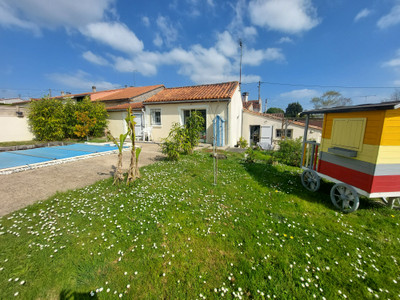 Maison à vendre à Soyaux, Charente, Poitou-Charentes, avec Leggett Immobilier