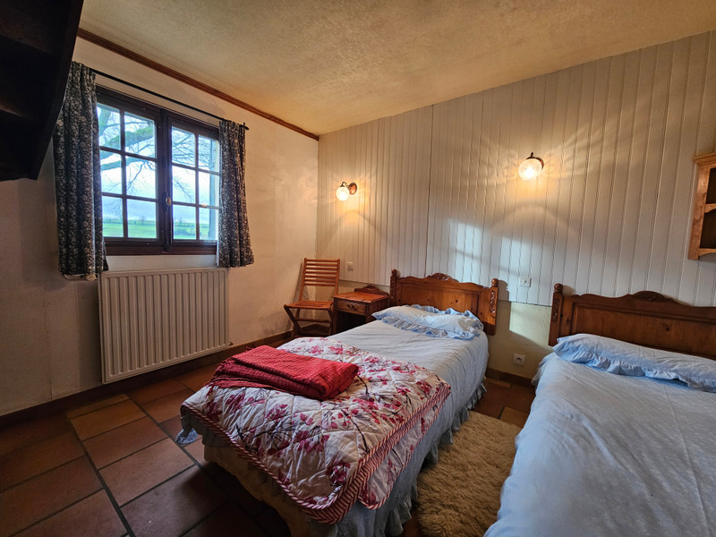 French property for sale in Gacé, Orne - €185,000 - photo 3