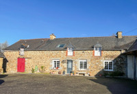 Propriété à vendre à Combourg, Ille-et-Vilaine - 392 500 € - photo n°1