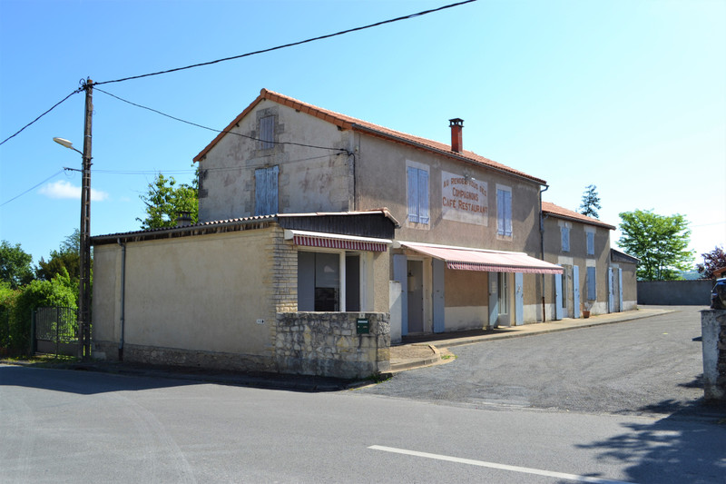 French property for sale in La Rochefoucauld, Charente - &#8364;273,900 - photo 10