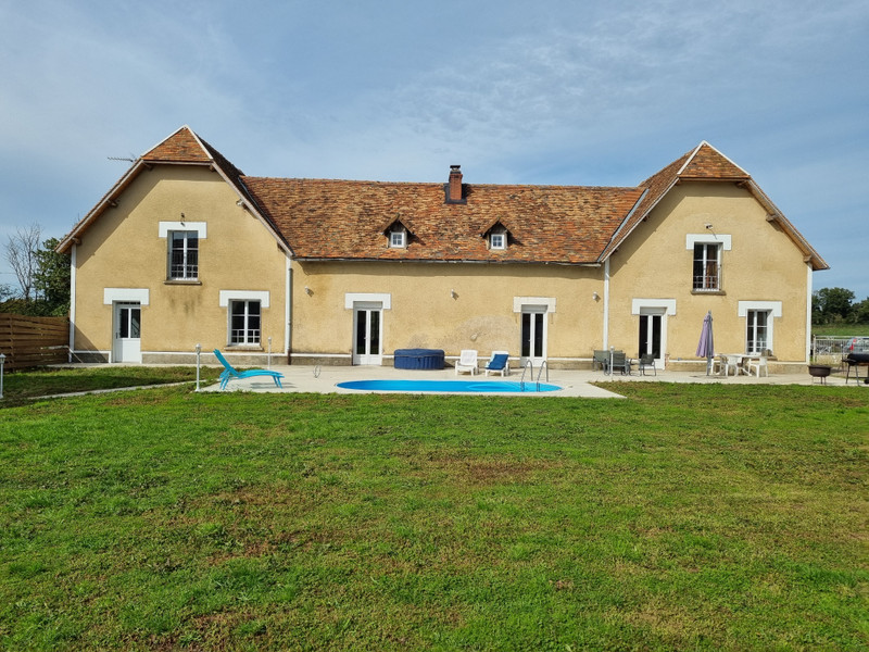 French property for sale in Montmorillon, Vienne - €590,000 - photo 1