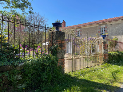 Maison à vendre à Le Tablier, Vendée, Pays de la Loire, avec Leggett Immobilier