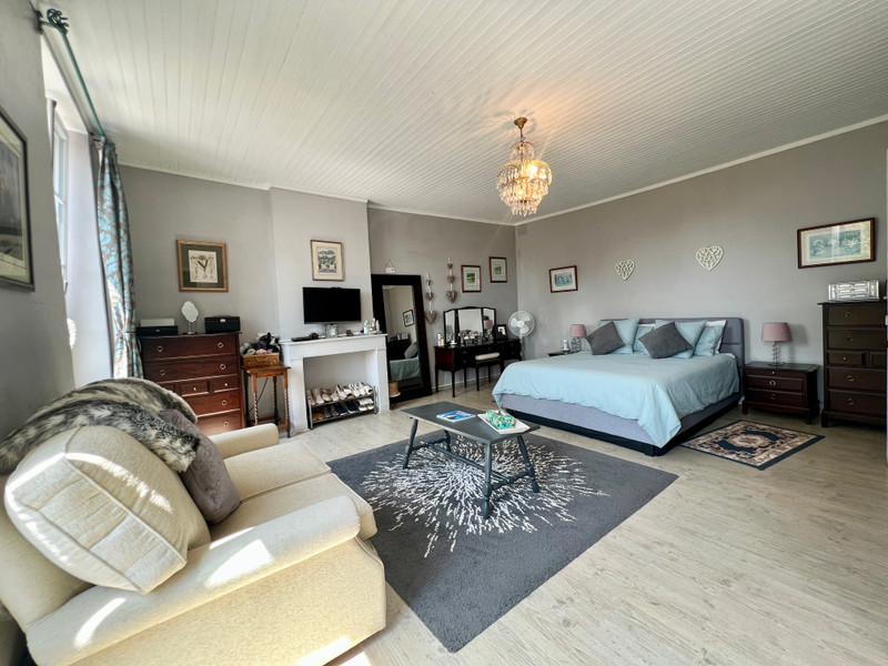 French property for sale in Vélines, Dordogne - €499,999 - photo 5