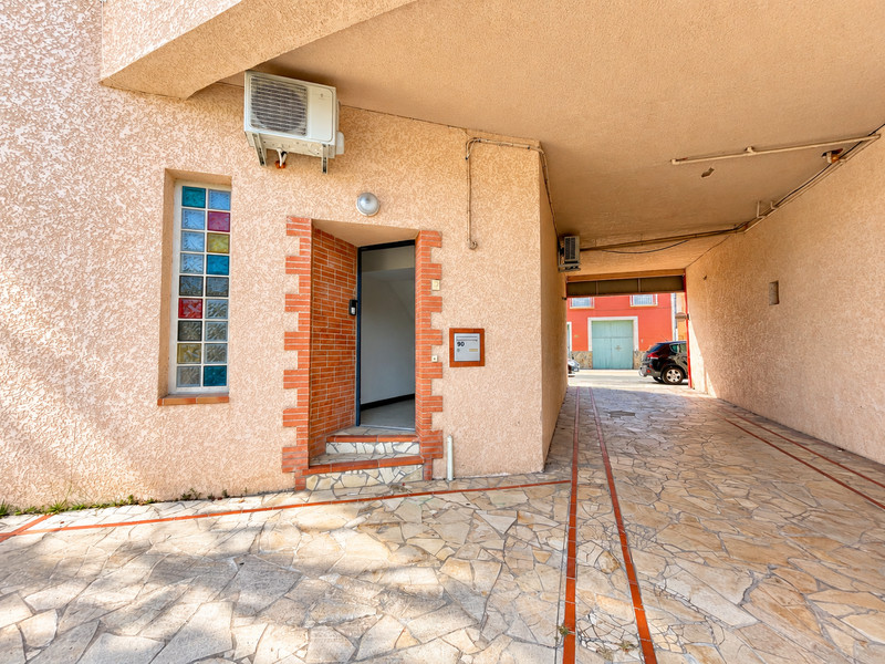 French property for sale in Argelès-sur-Mer, Pyrénées-Orientales - €79,500 - photo 2