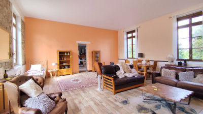 French property for sale in Poursac, Charente - €229,995 - photo 4