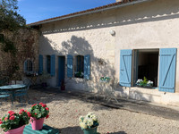 French property, houses and homes for sale in Saint-Quentin-de-Chalais Charente Poitou_Charentes