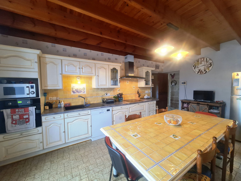 French property for sale in Rives-d'Autise, Vendée - €395,000 - photo 4