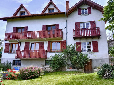 Maison à vendre à Vollore-Ville, Puy-de-Dôme, Auvergne, avec Leggett Immobilier