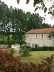Maison à vendre à Bonneuil, Charente - 367.500 € - photo 1