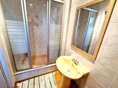 French property for sale in Couesmes-Vaucé, Mayenne - €150,000 - photo 7