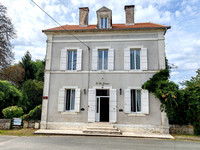 Maison à vendre à Bussière-Badil, Dordogne - 214.000 € - photo 1