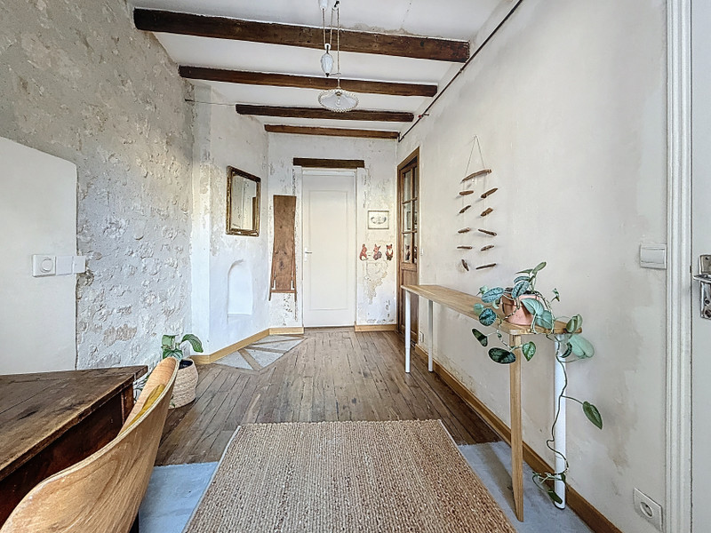 French property for sale in Paris 18e Arrondissement, Paris - €735,000 - photo 8