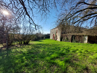 Grange à vendre à Villebois-Lavalette, Charente - 158.000 € - photo 2