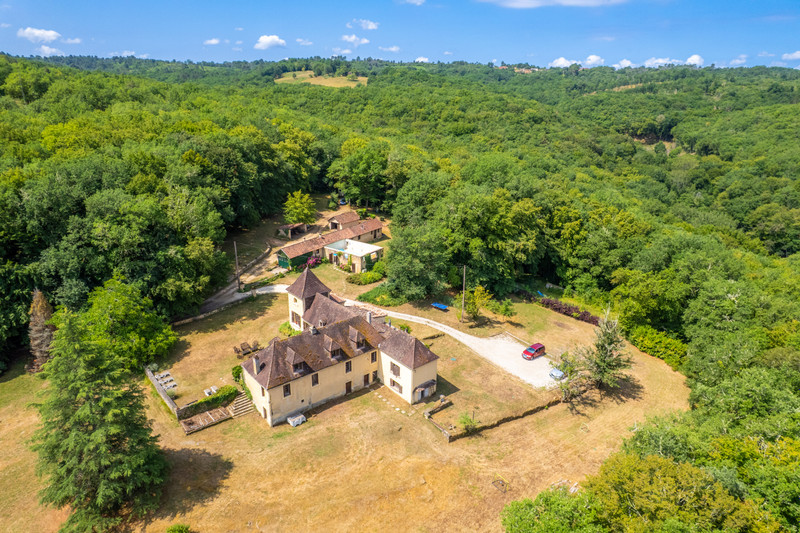 French property for sale in Les Eyzies, Dordogne - €691,500 - photo 1
