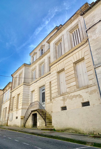 French property for sale in Châteauneuf-sur-Charente, Charente - photo 2