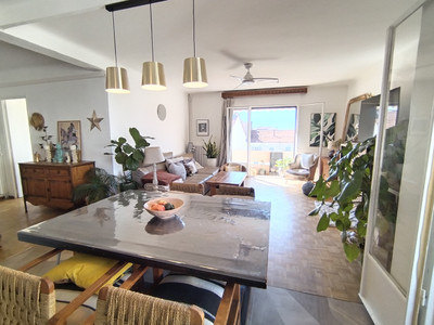 French property for sale in Toulon, Var - €226,000 - photo 2
