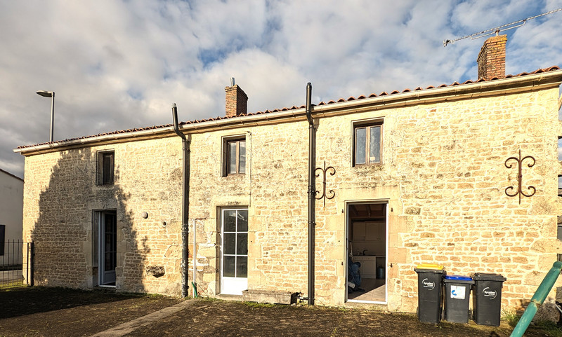 Maison à vendre à Le Langon, Vendée - 99 999 € - photo 1