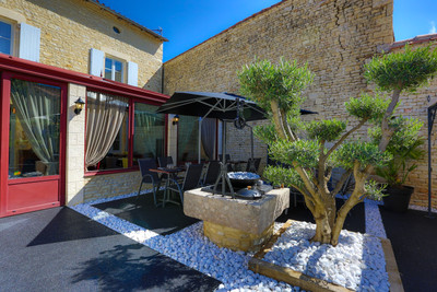 French property for sale in Longré, Charente - €267,500 - photo 5