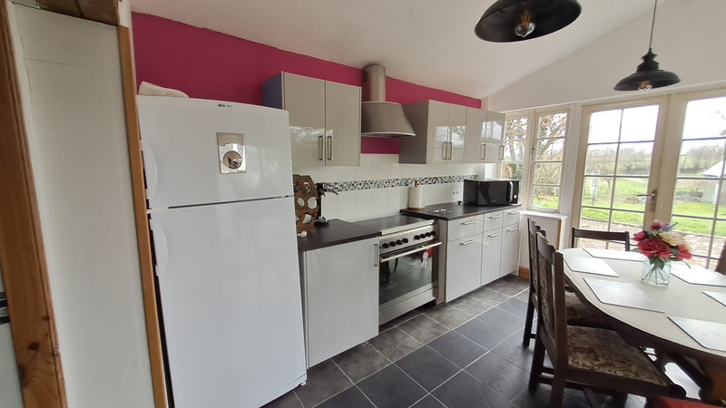 French property for sale in Tinchebray-Bocage, Orne - €109,000 - photo 4