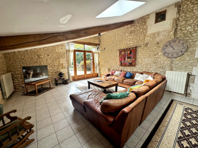 French property for sale in Clion, Charente-Maritime - €386,900 - photo 7