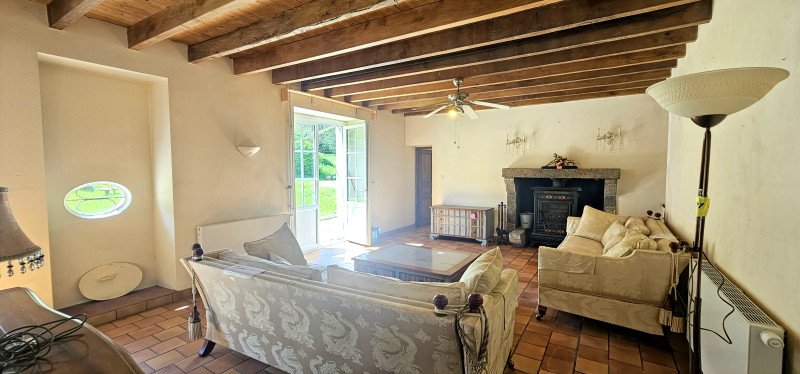French property for sale in Pouzauges, Vendée - €250,000 - photo 3