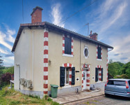 Maison à vendre à Étagnac, Charente - 167.400 € - photo 1