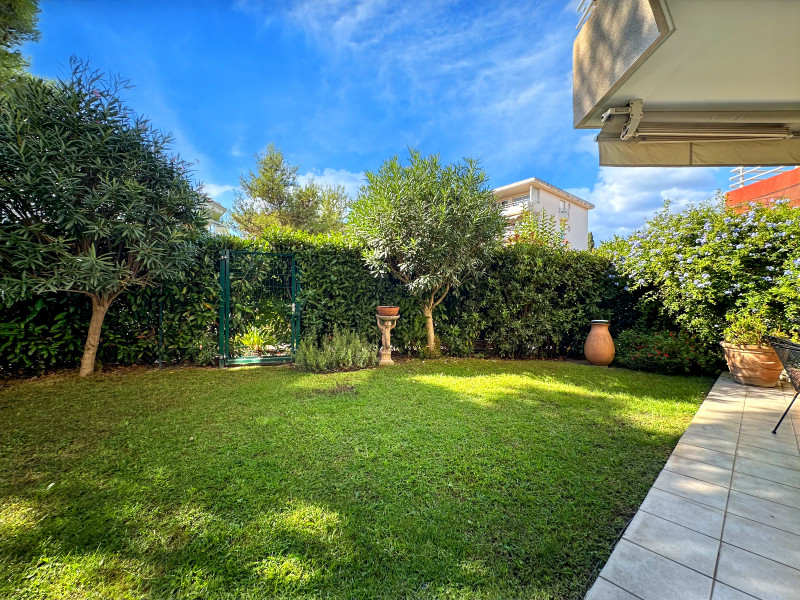 French property for sale in JUAN LES PINS, Alpes-Maritimes - €525,000 - photo 3