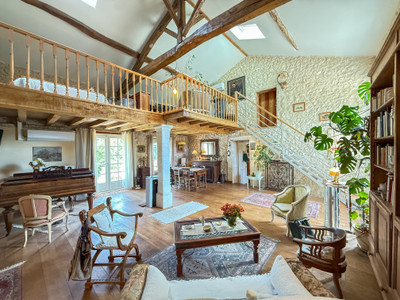 French property for sale in Verteillac, Dordogne - €289,800 - photo 2