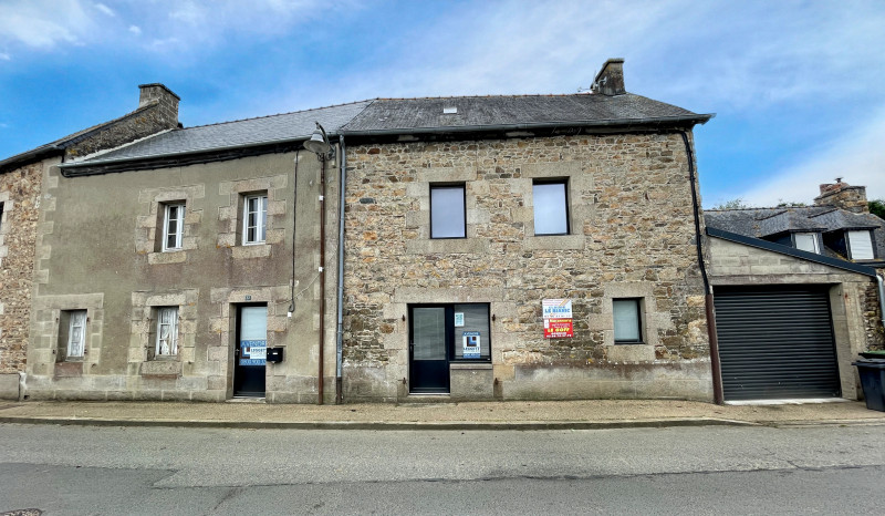 French property for sale in Gommenec'h, Côtes-d'Armor - €109,000 - photo 0