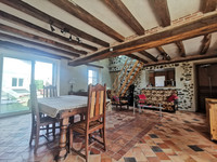 Maison à vendre à Lys-Haut-Layon, Maine-et-Loire - 141.700 € - photo 4