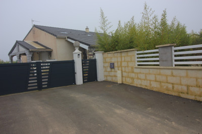 French property for sale in Valdallière, Calvados - €299,500 - photo 4
