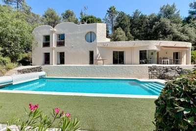 French property for sale in Roquefort-les-Pins, Alpes-Maritimes - €1,250,000 - photo 1