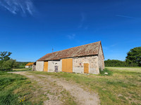 Propriété à vendre à Saint-Bonnet-de-Four, Allier - 285 000 € - photo n°8