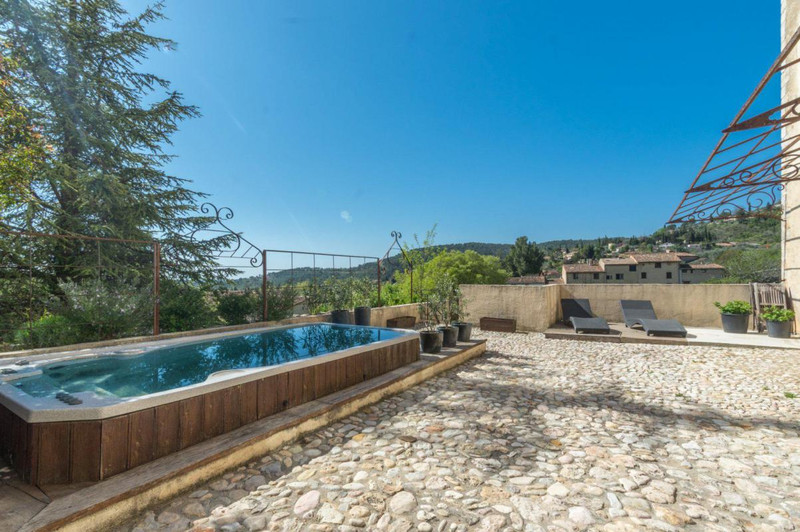 French property for sale in Seillans, Var - €2,835,000 - photo 2