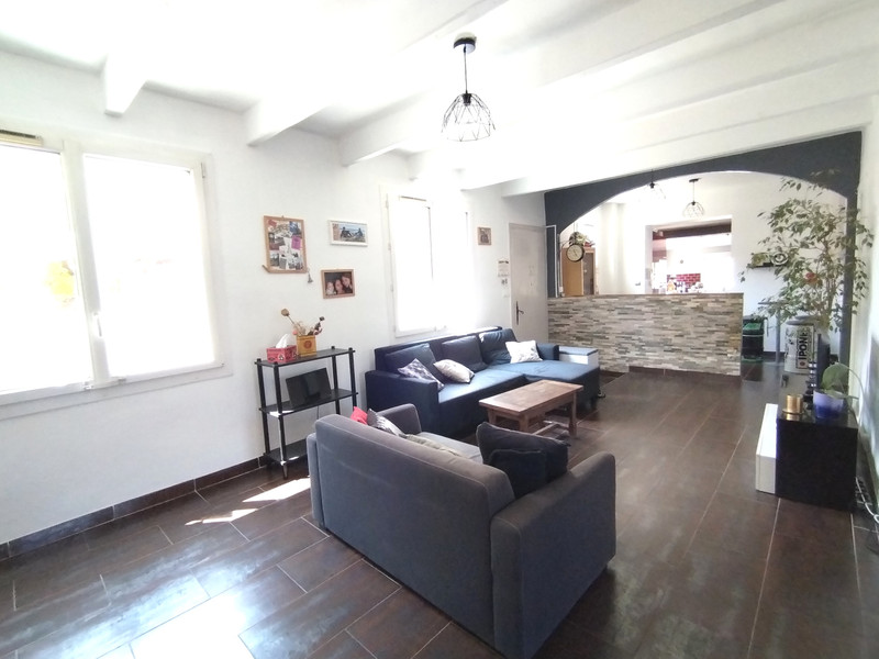 French property for sale in La Garde, Var - €395,000 - photo 3