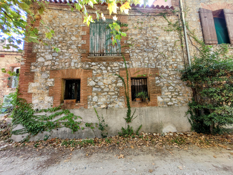 French property for sale in Alénya, Pyrénées-Orientales - €332,000 - photo 10